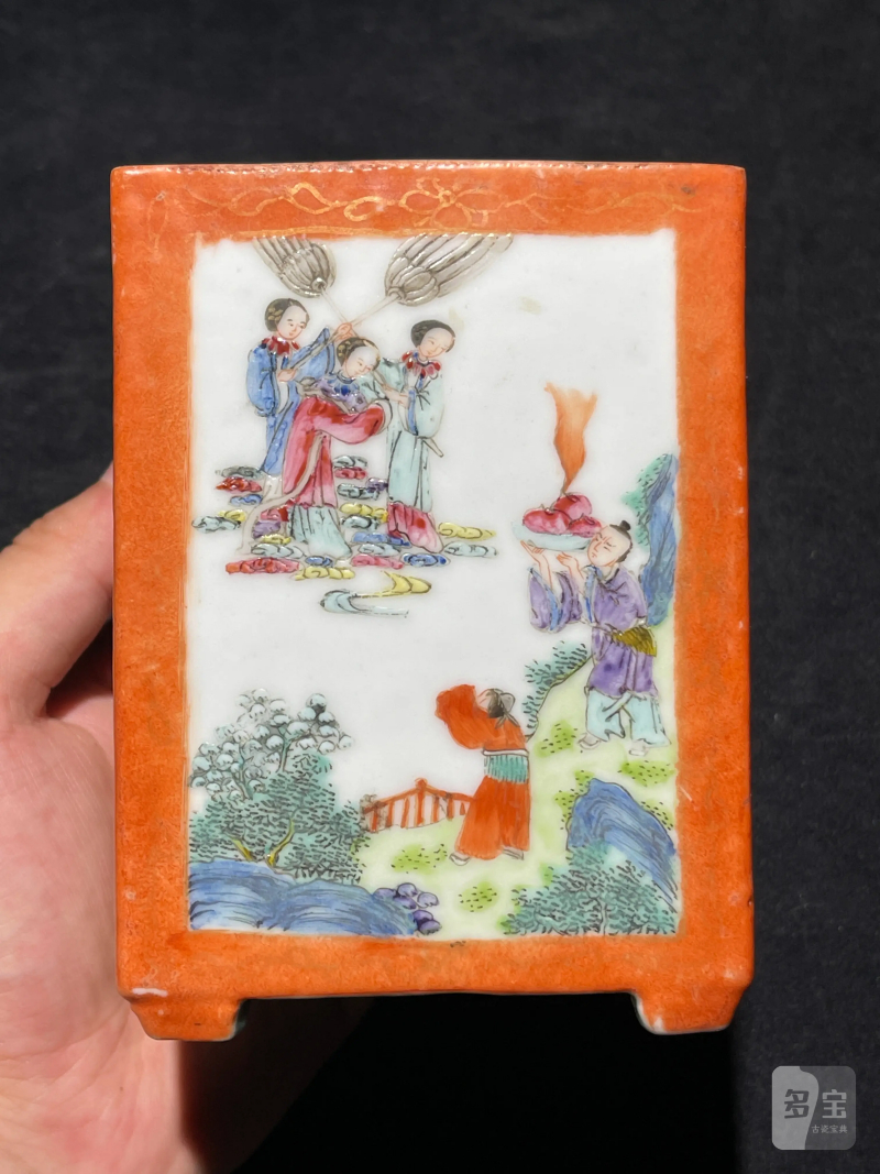 清嘉庆 粉彩神仙人物纹笔筒 - 图5
